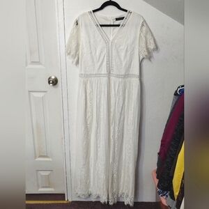 Merokeety White Lace Flutter Sleeve V-Neck Maxi Dress Size 2XL